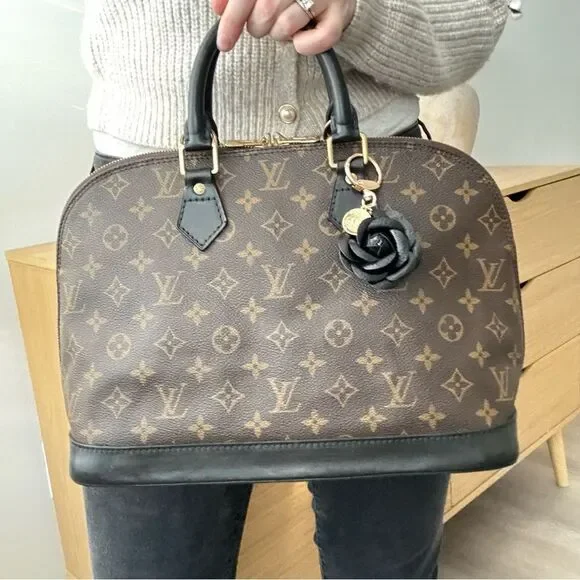 ✅AUTHENTIC✅LOUIS VUITTON ALMA PM - Picture 3 of 14